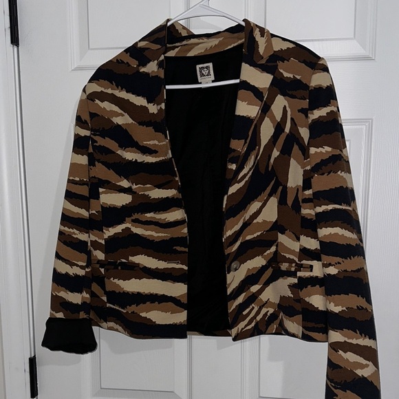 Anne Klein Animal Print Blazer in Brown and Black - Picture 2 of 4